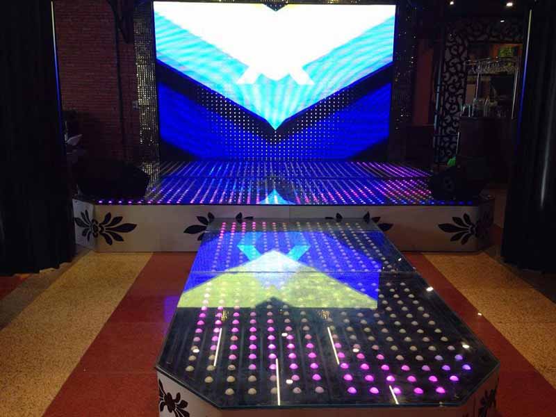 sàn kính cường lực led full