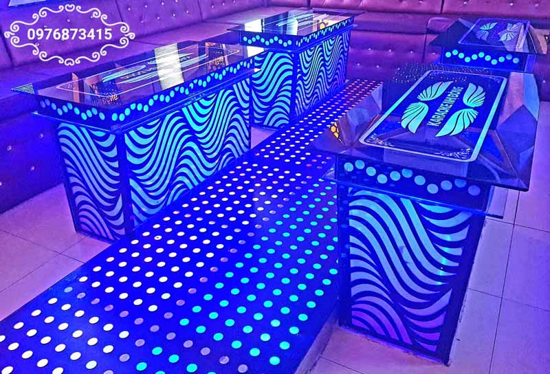 sàn kính cường lực led 7 màu